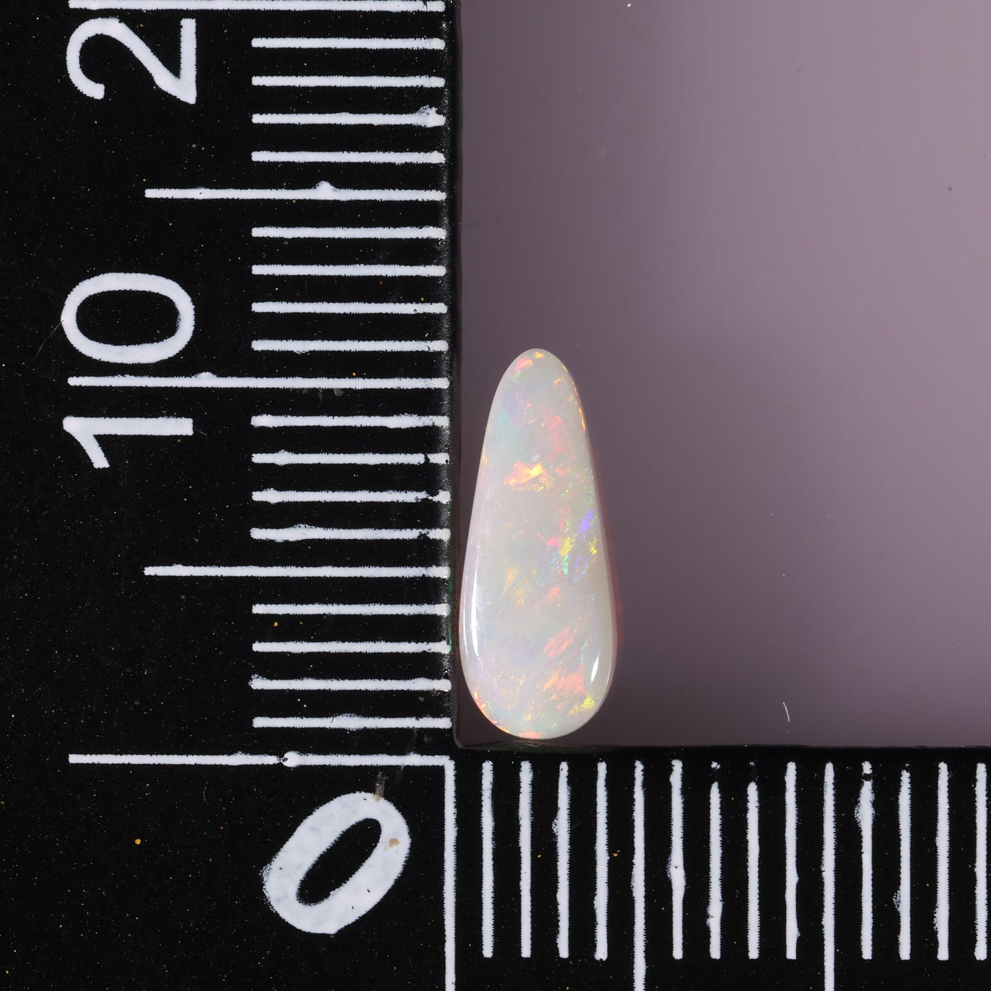 Coober Pedy White Opal 0.74 cts 37175