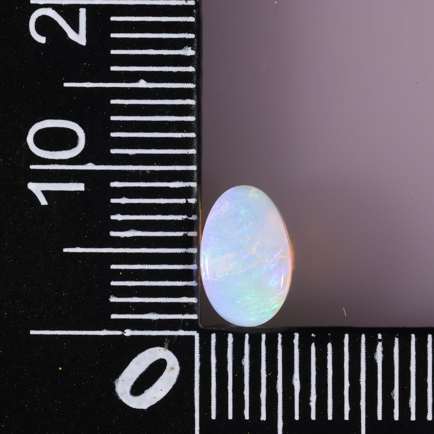 Coober Pedy White Opal 1.19 cts 37177