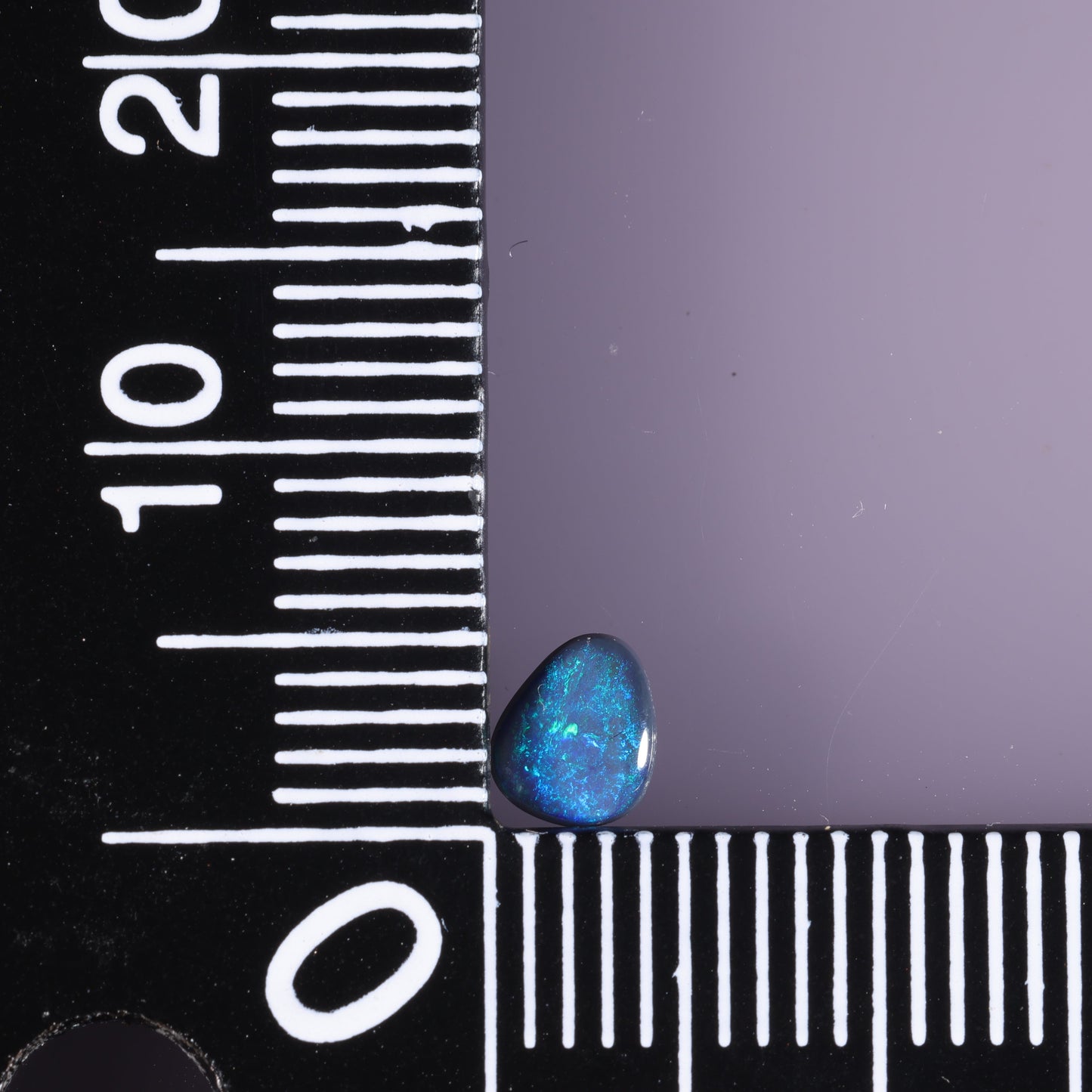 Lightning Ridge Seam 0.19 cts 37191