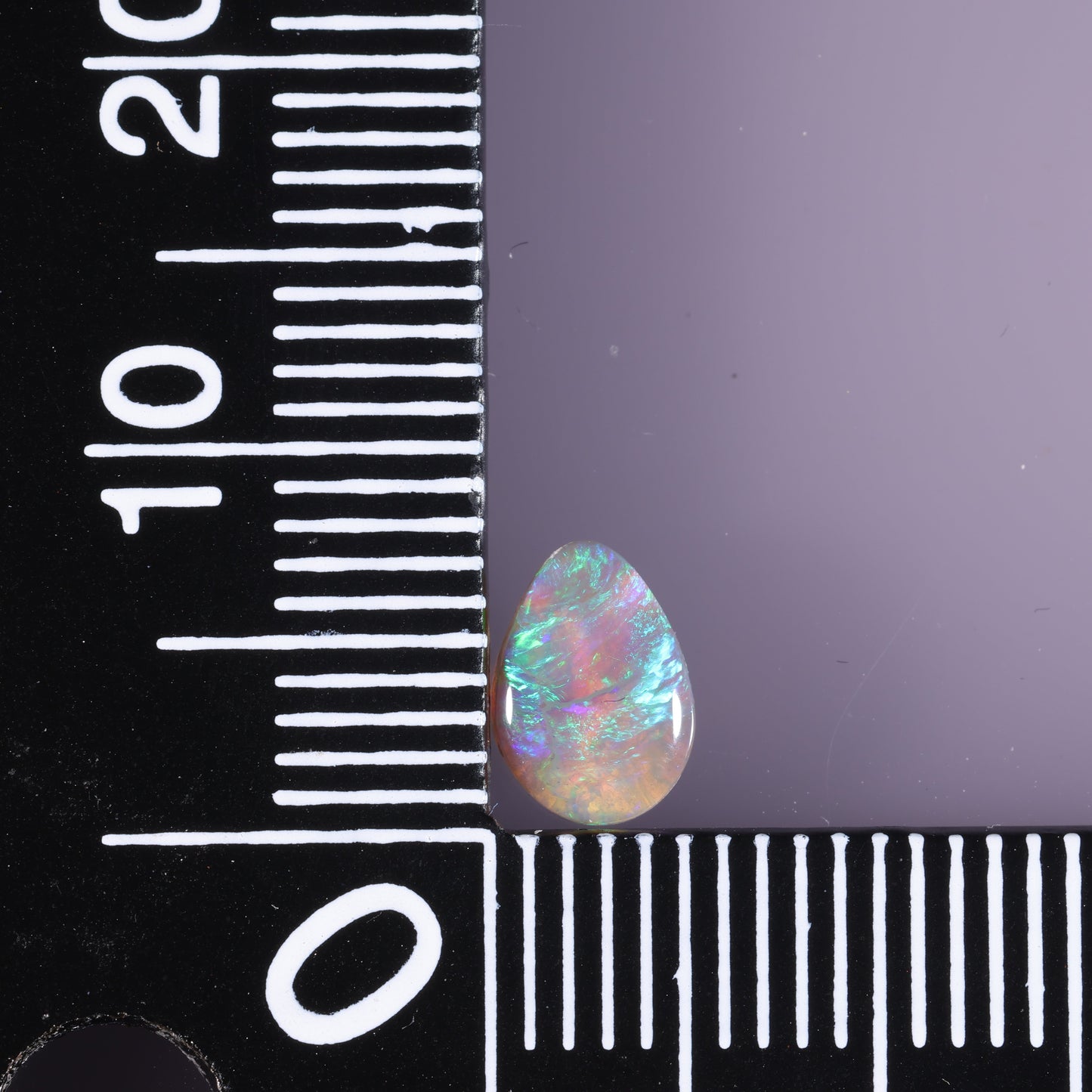 Lightning Ridge Seam 0.56 cts 37195