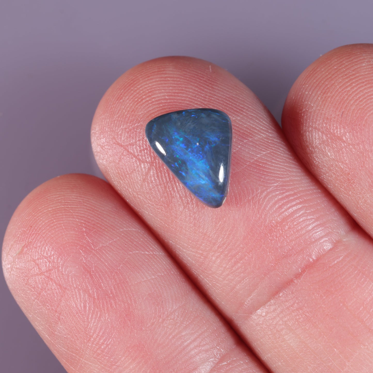 Lightning Ridge Seam 1.99 cts 37197