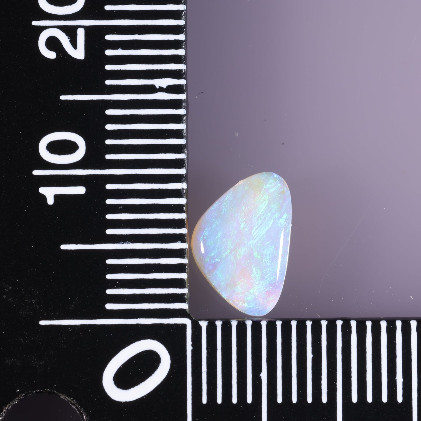 Lightning Ridge Seam 0.94 cts 37199