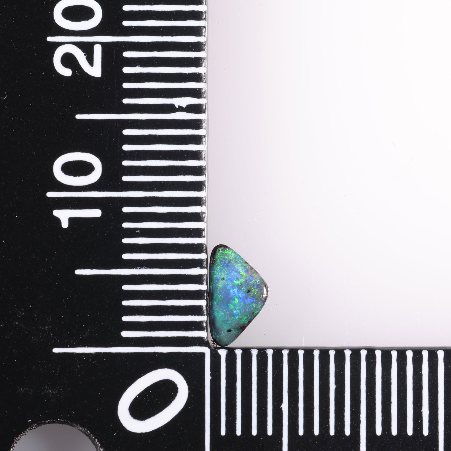 Boulder Opal 0.49 cts 37204