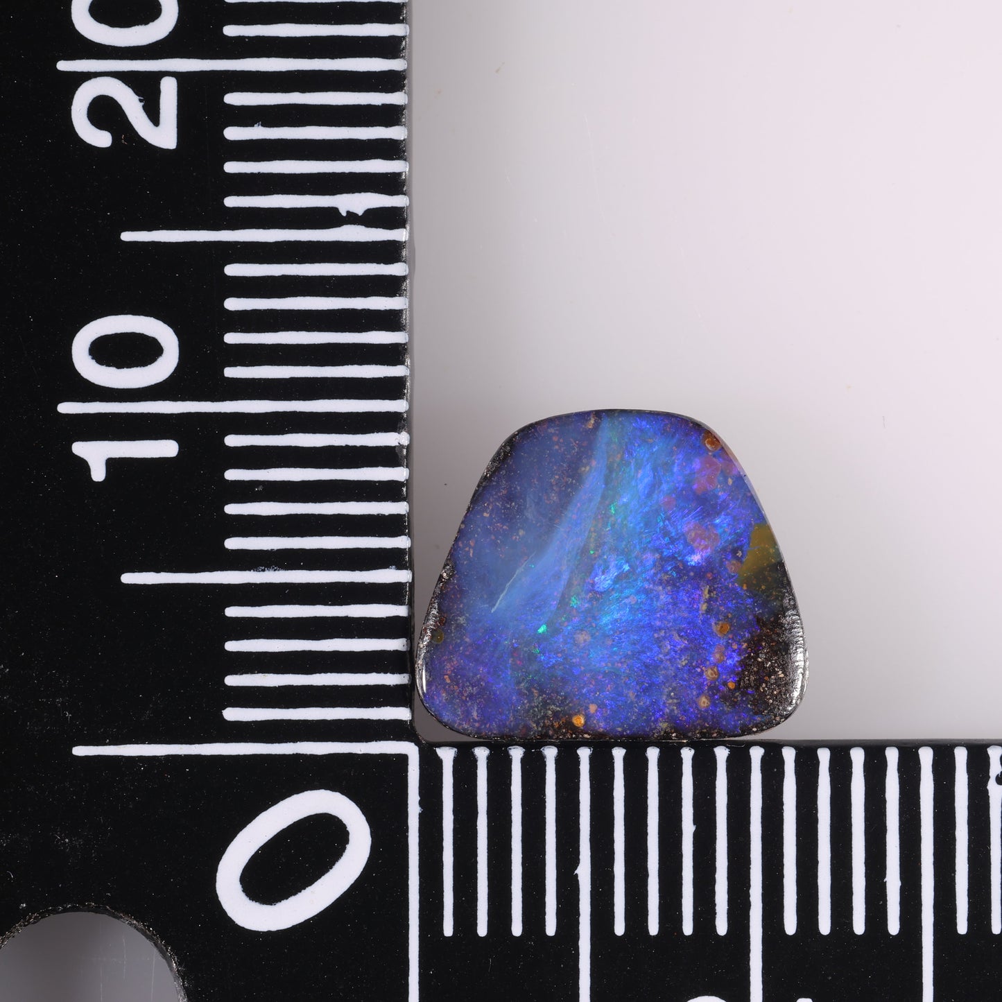 Boulder Opal 3.41 cts 37211