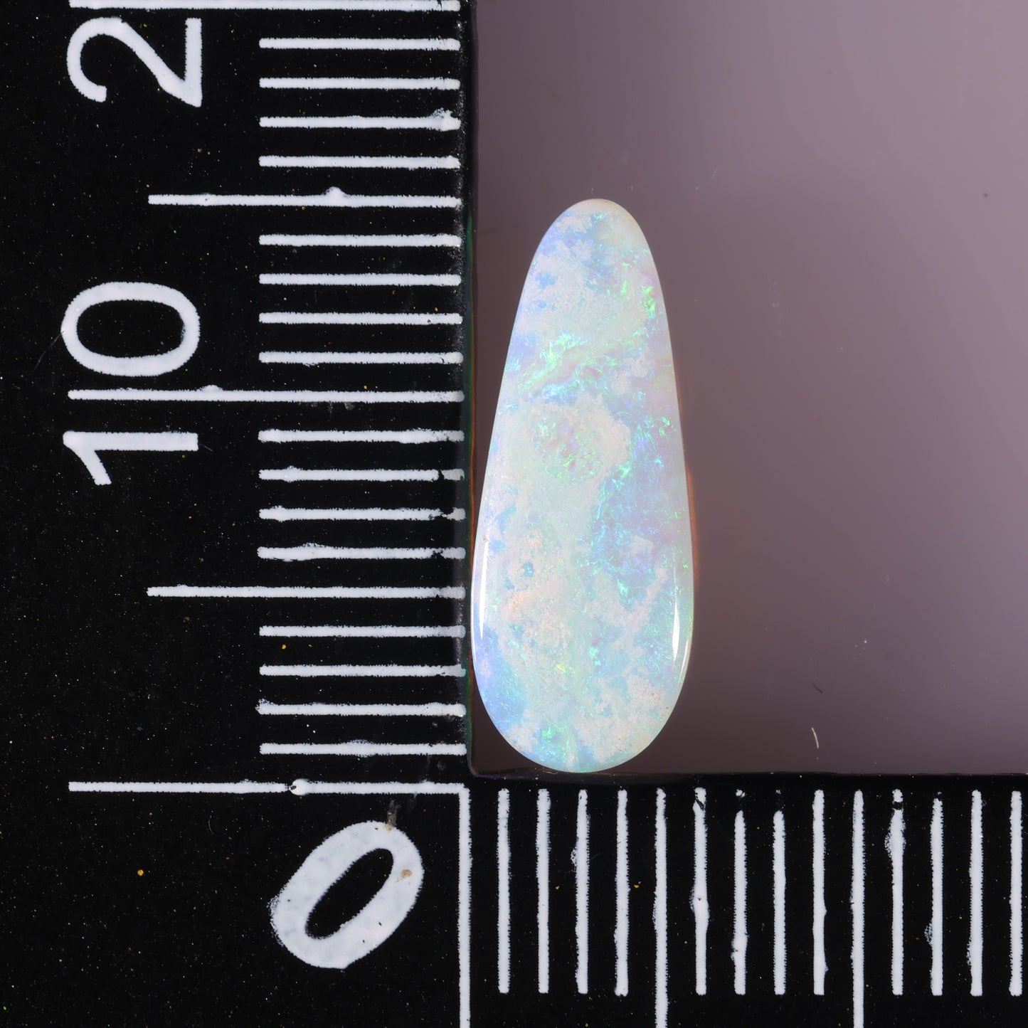 Coober Pedy White Opal 1.93 cts 37254