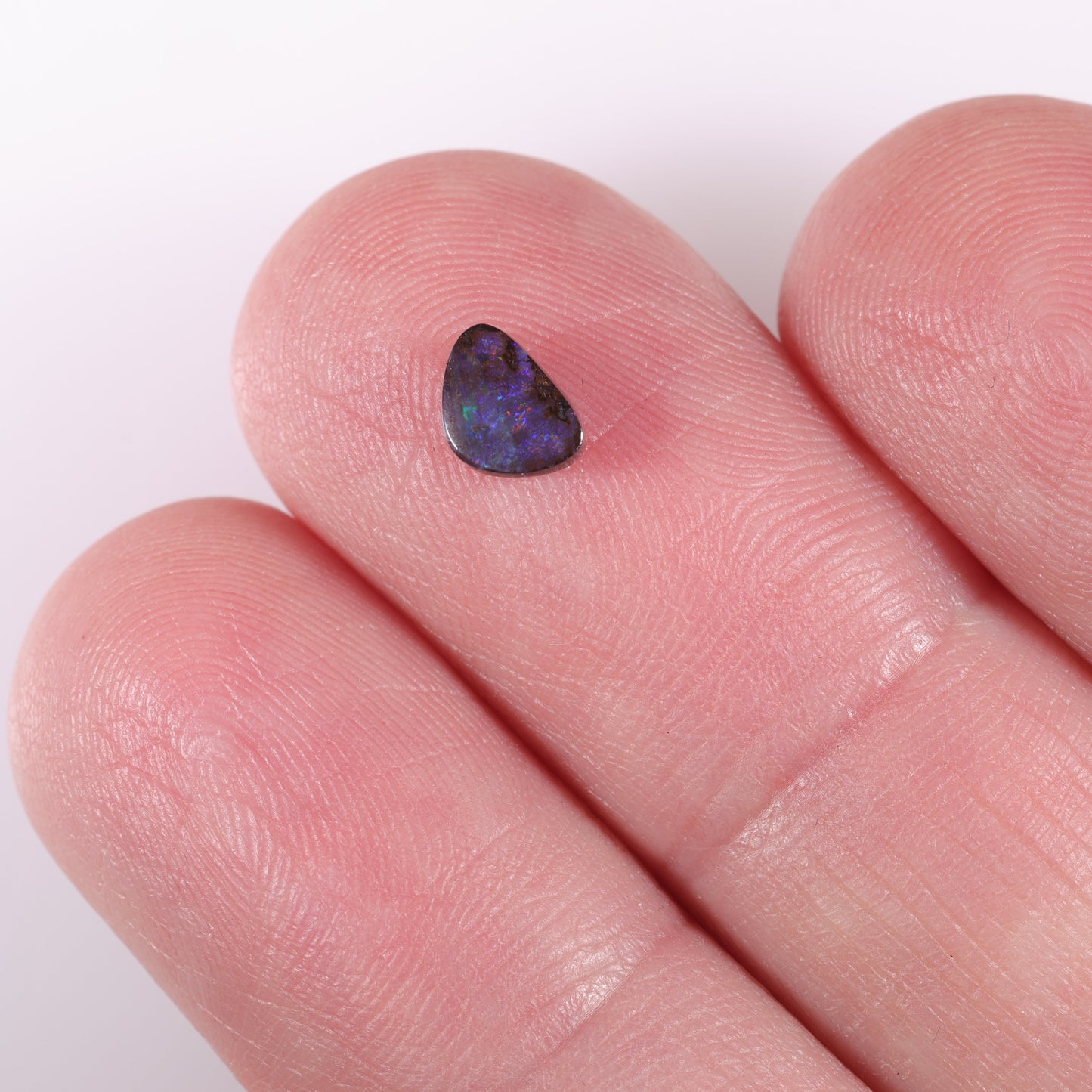 Boulder Opal 0.6 cts 37275