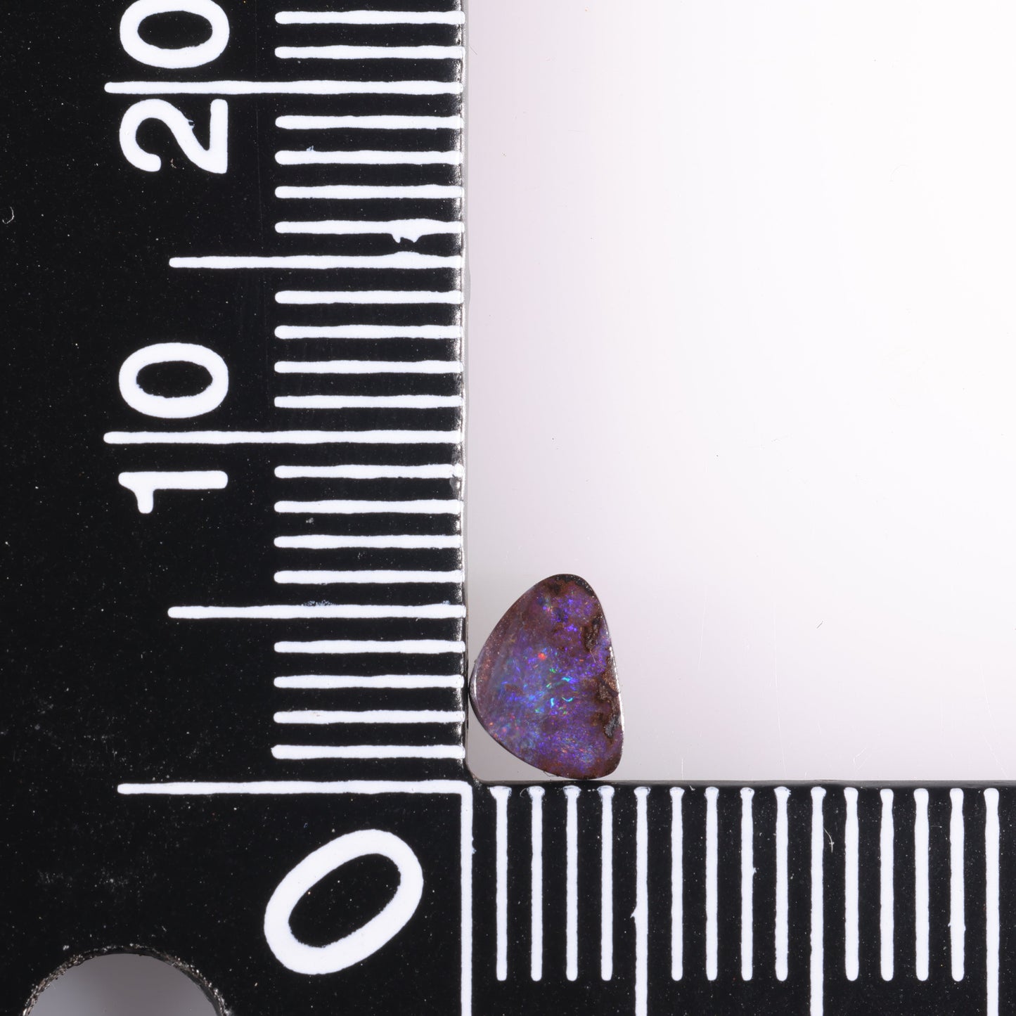 Boulder Opal 0.6 cts 37275