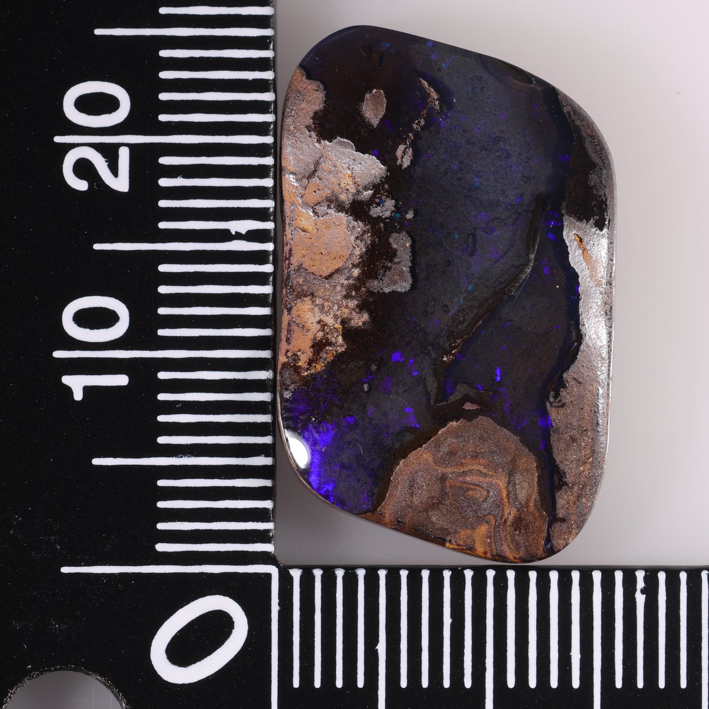 Boulder Opal 18.8 cts 37303