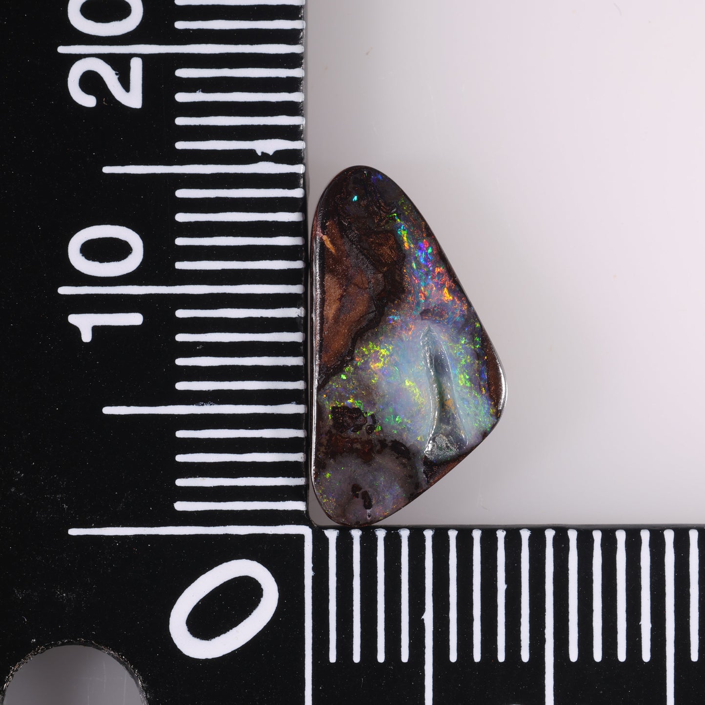 Boulder Opal 3.85 cts 37315