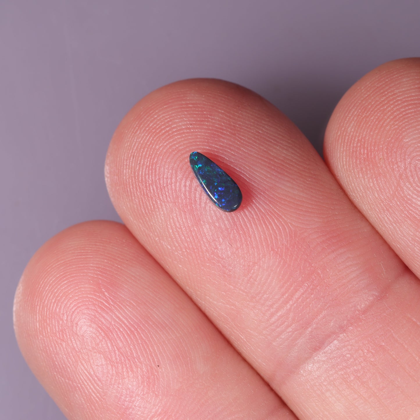 Lightning Ridge Seam 0.15 cts 37334