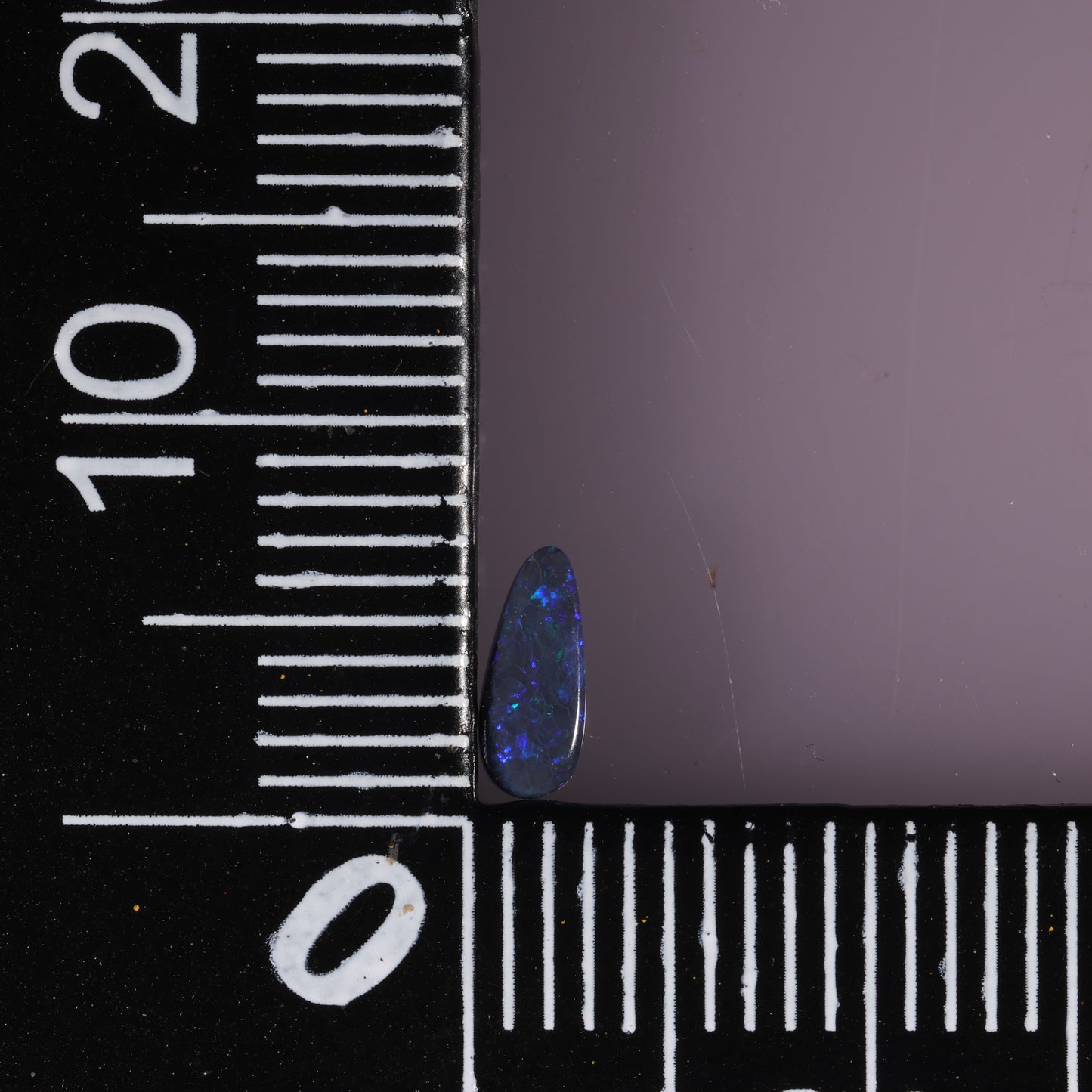 Lightning Ridge Seam 0.15 cts 37334