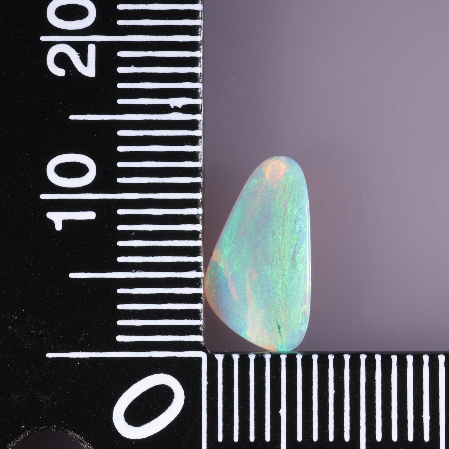 Lightning Ridge Seam 0.85 cts 37407