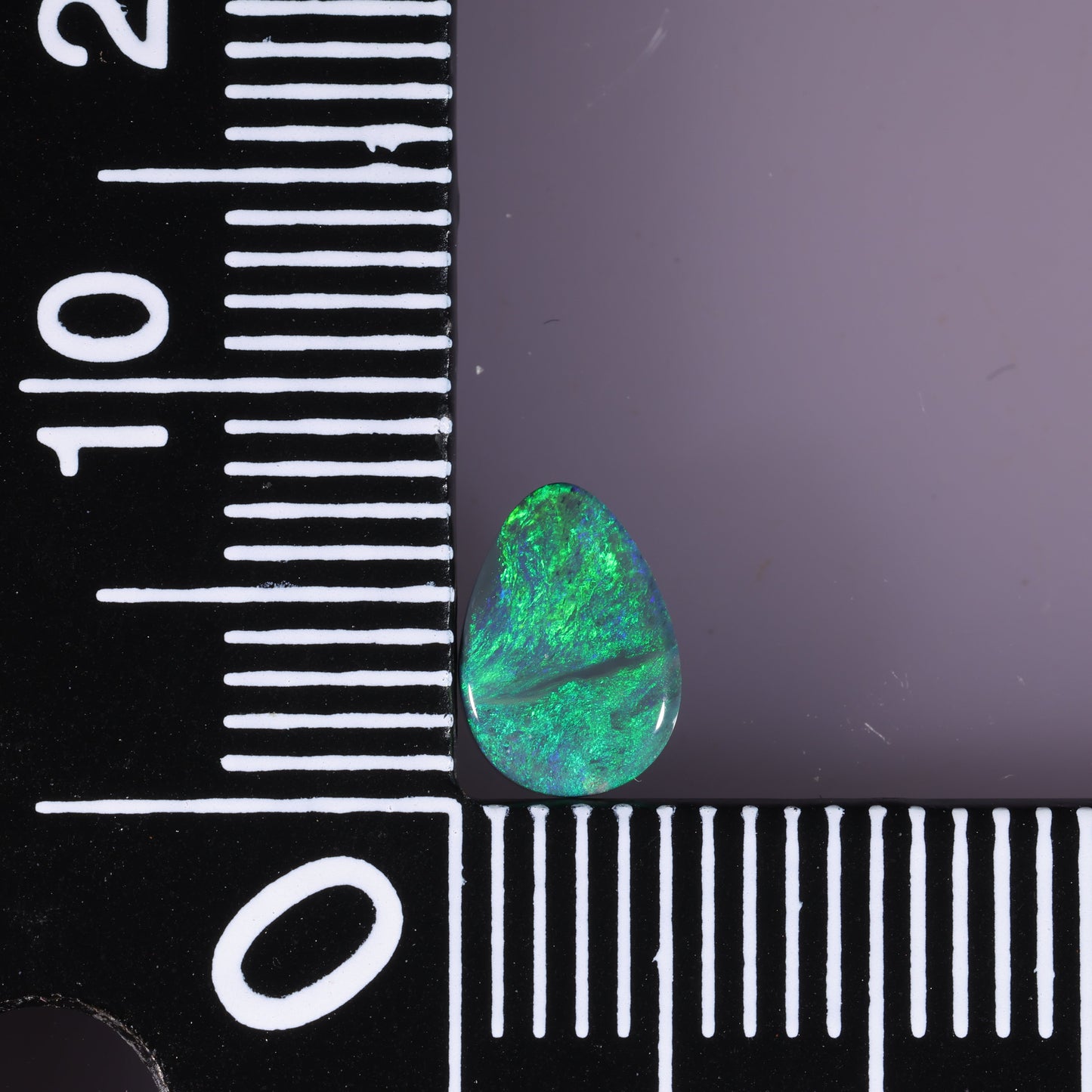 Lightning Ridge Seam 0.68 cts 37443