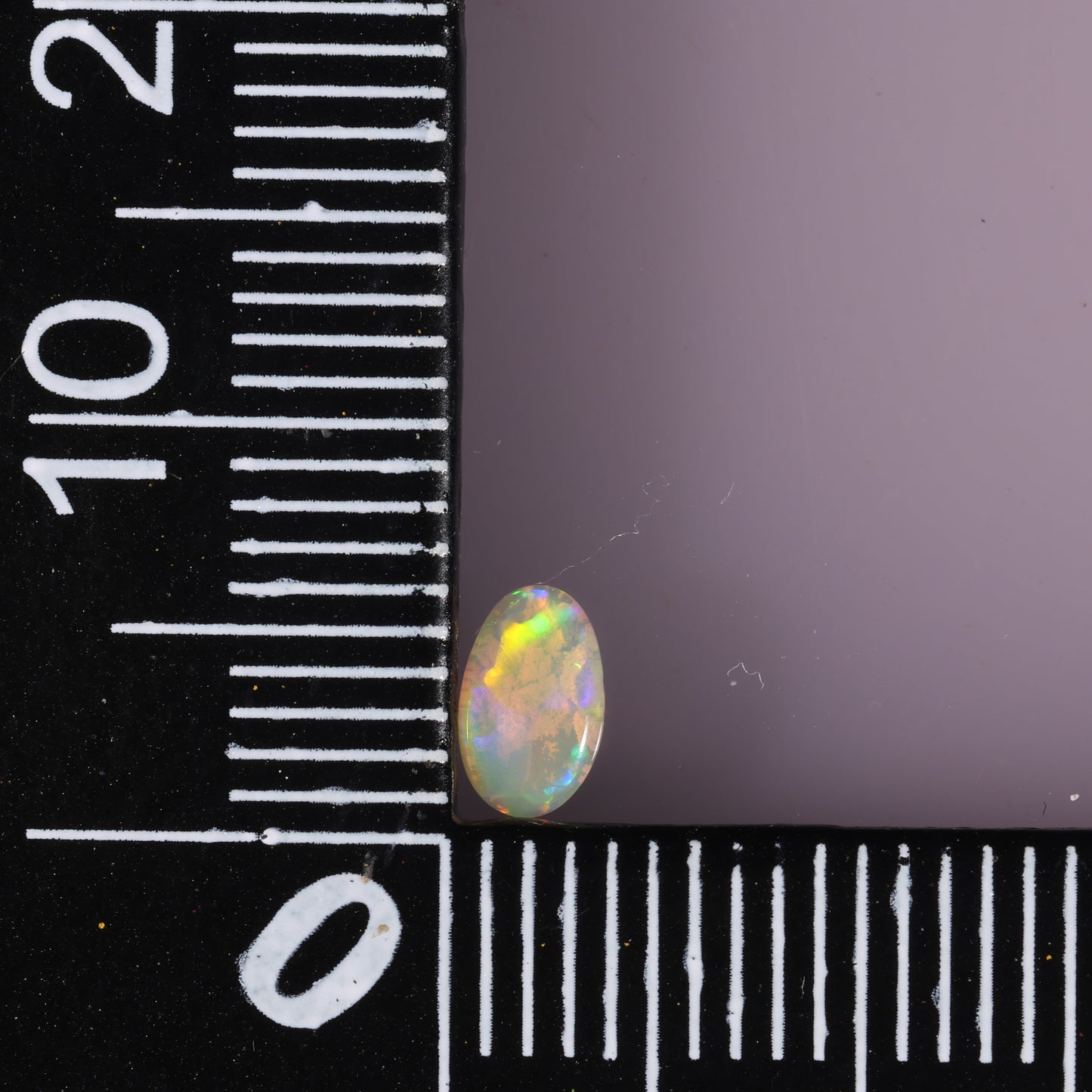 Coober Pedy White Opal 0.14 cts 37459