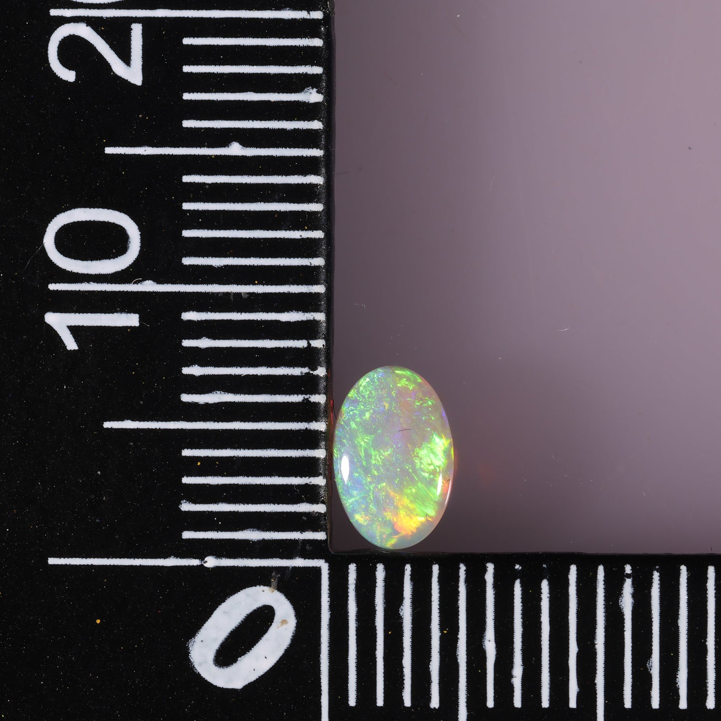 Coober Pedy White Opal 0.43 cts 37464