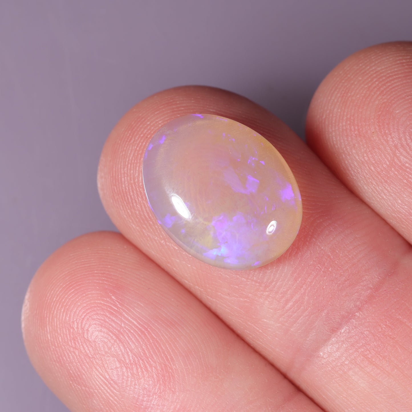 Coober Pedy White Opal 5.47 cts 37486