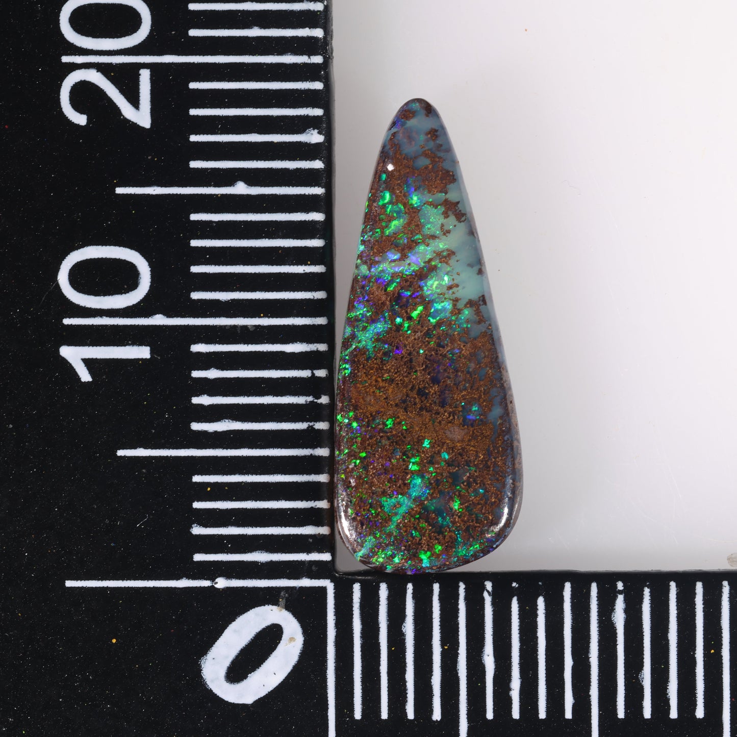 Boulder Opal 3.72 cts 37608
