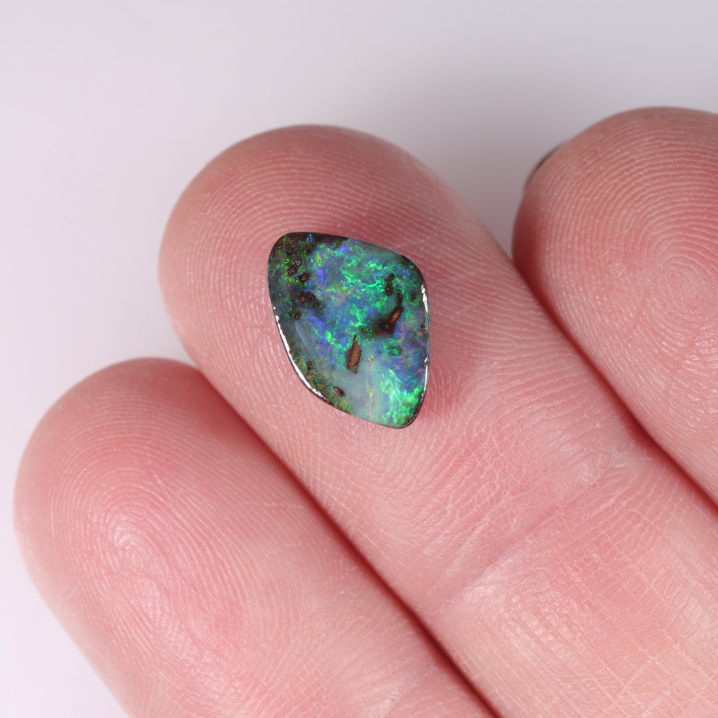 Boulder Opal 2.46 cts 37623
