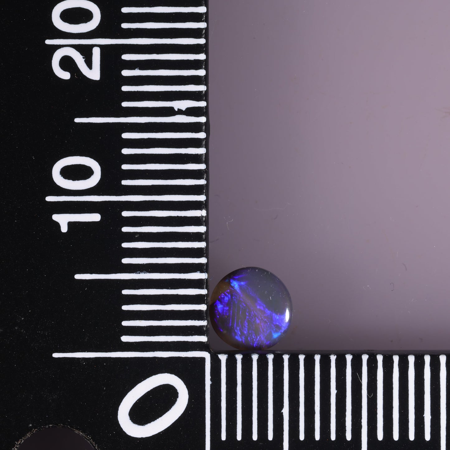 Lightning Ridge Seam 0.22 cts 37699