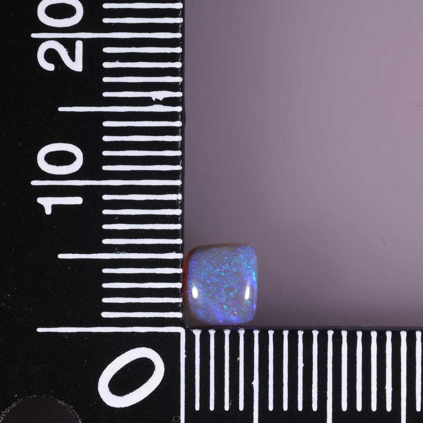 Lightning Ridge Seam 0.57 cts 37701