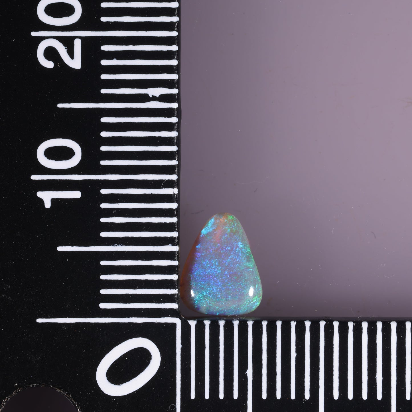 Lightning Ridge Seam 0.51 cts 37703