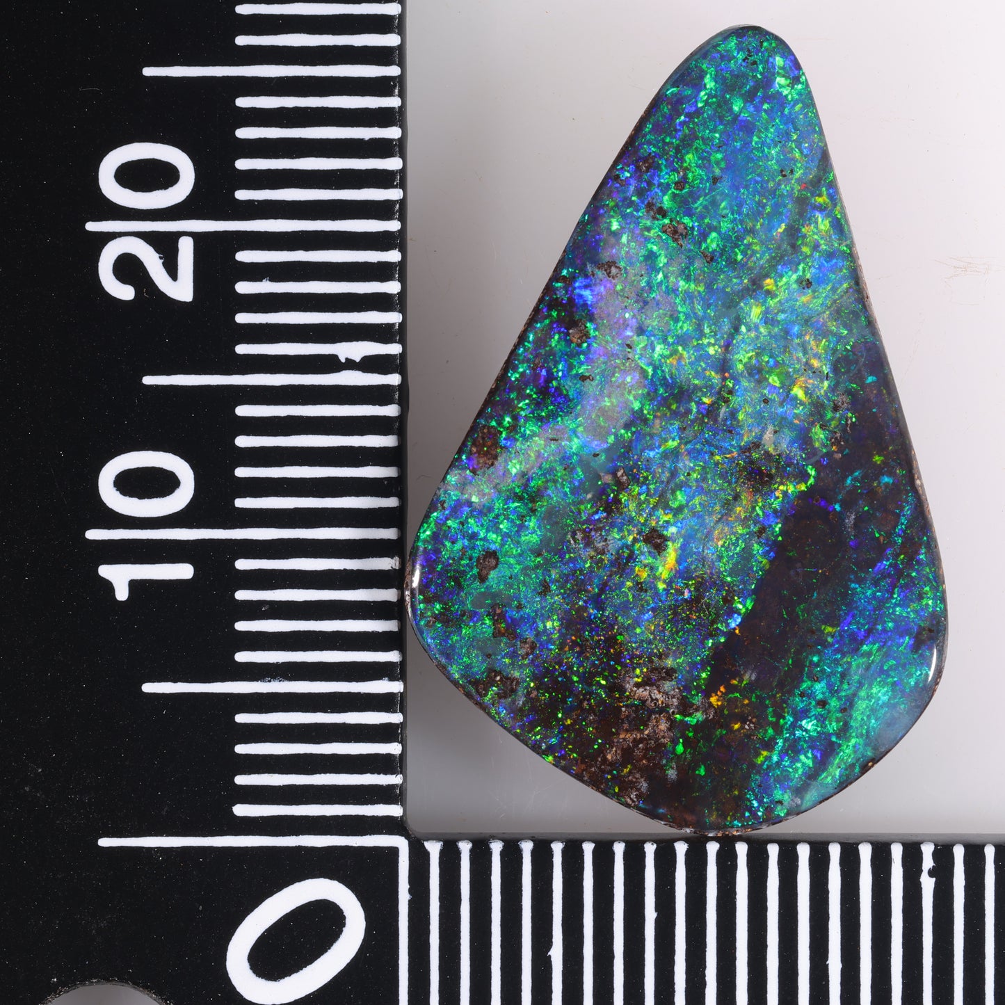 Boulder Opal 13.21 cts 37776