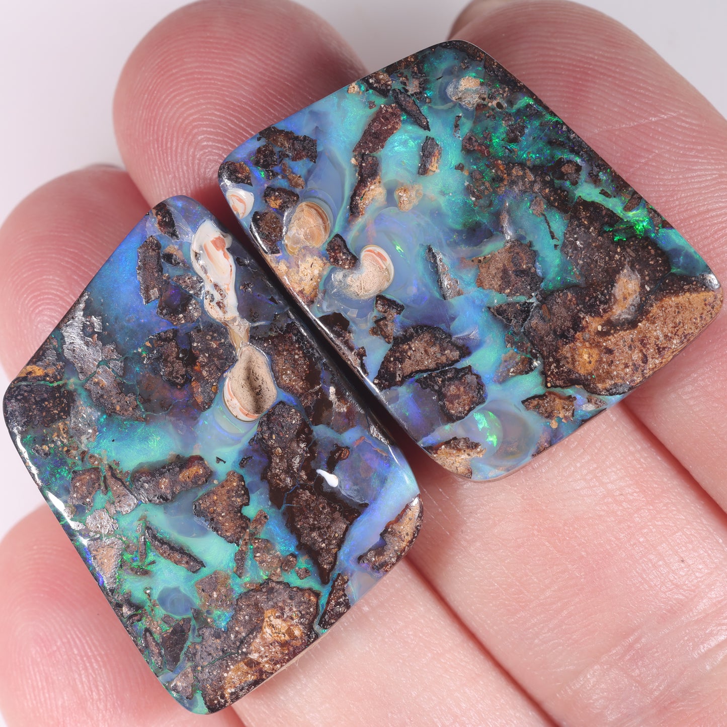 Boulder Opal 61.09 cts 37817