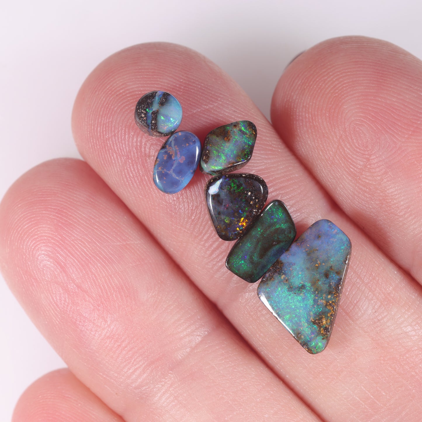 Boulder Opal 6.4 cts 37824