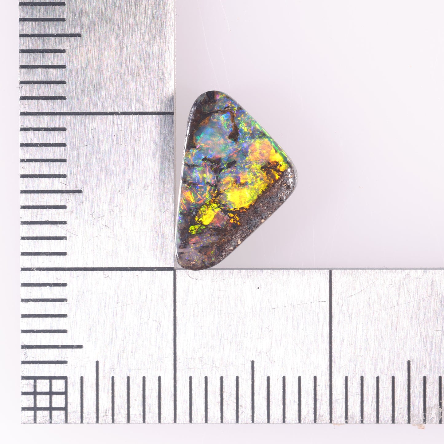 Boulder Opal 1.8 cts 38154