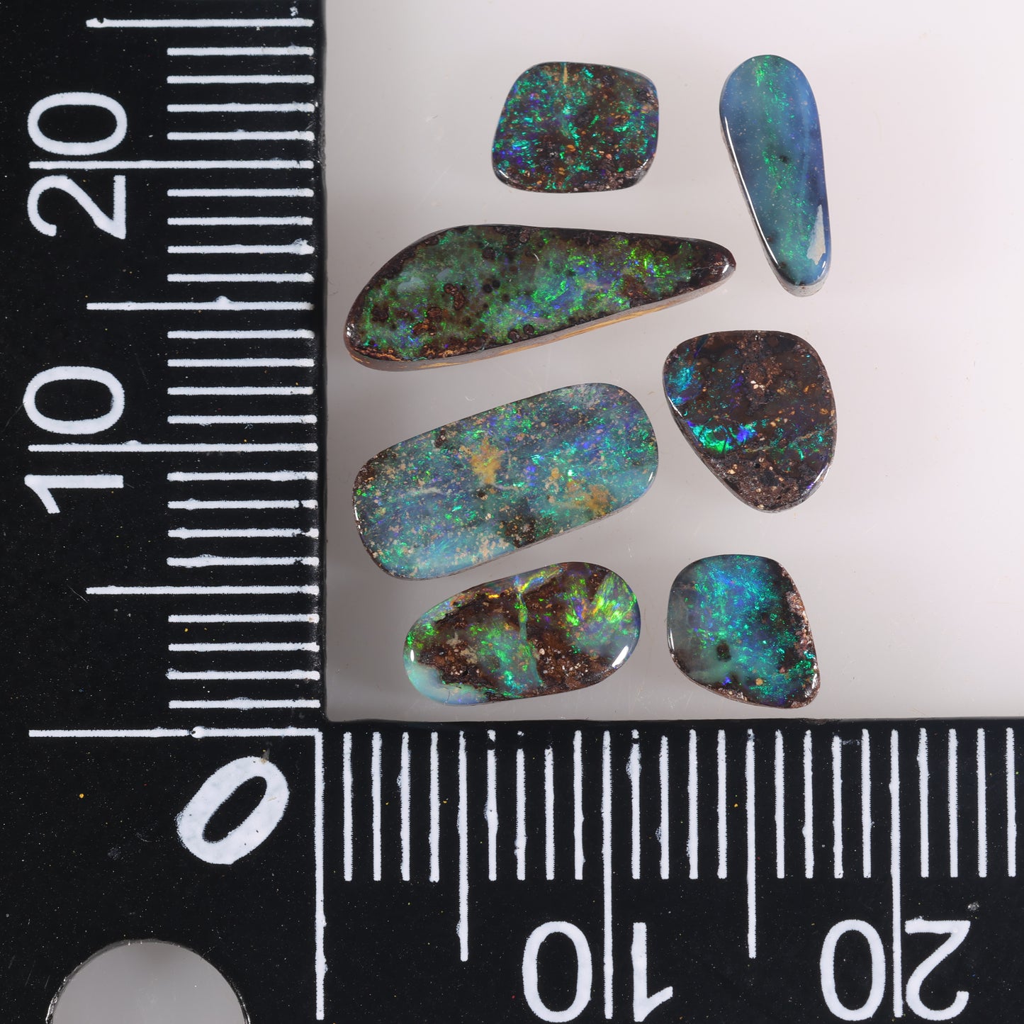 Boulder Parcel 7.21 cts 38844