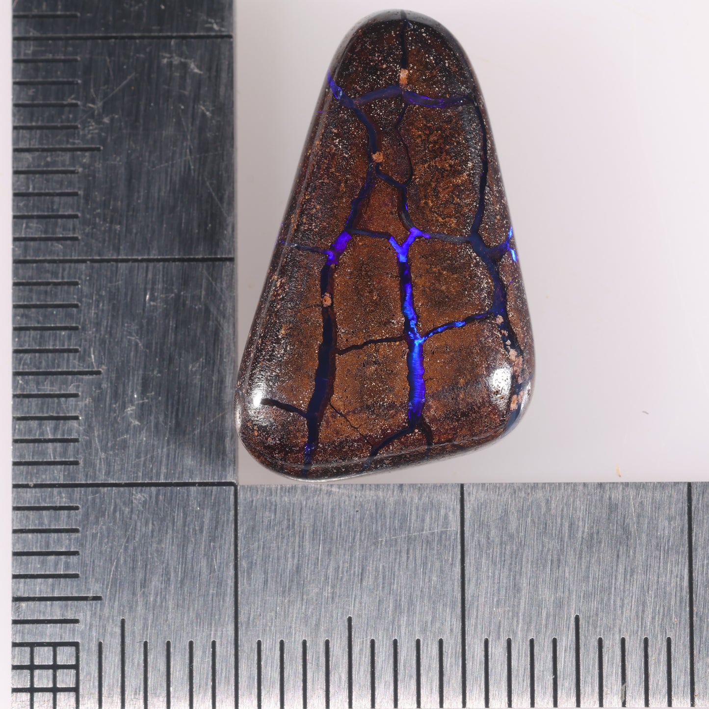 Boulder Opal 13.7 cts 38897