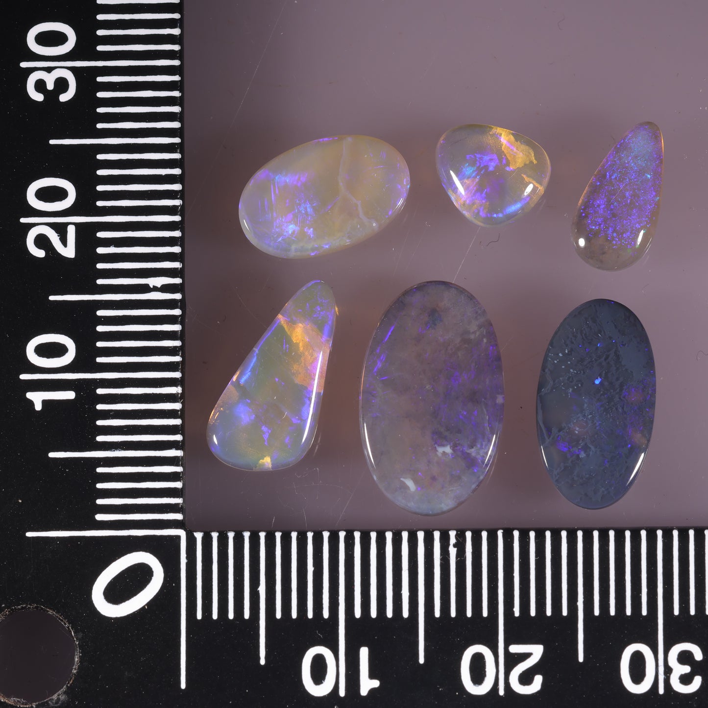 Lightning Ridge Parcel 8.56 cts 39198