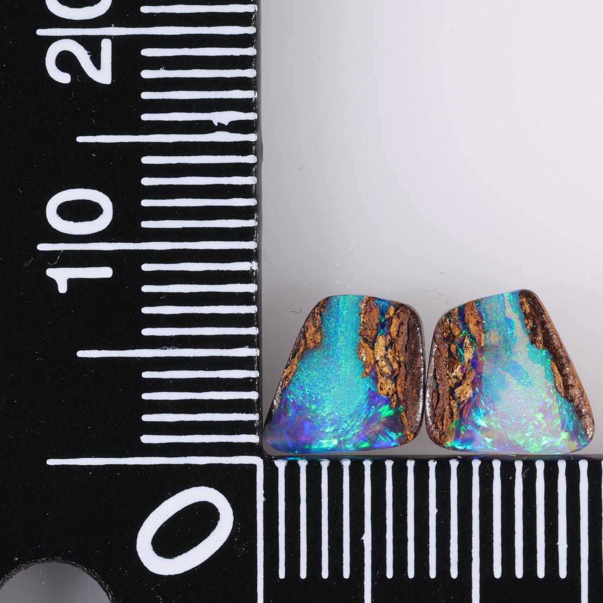 Boulder Opal 2.25 cts 39717