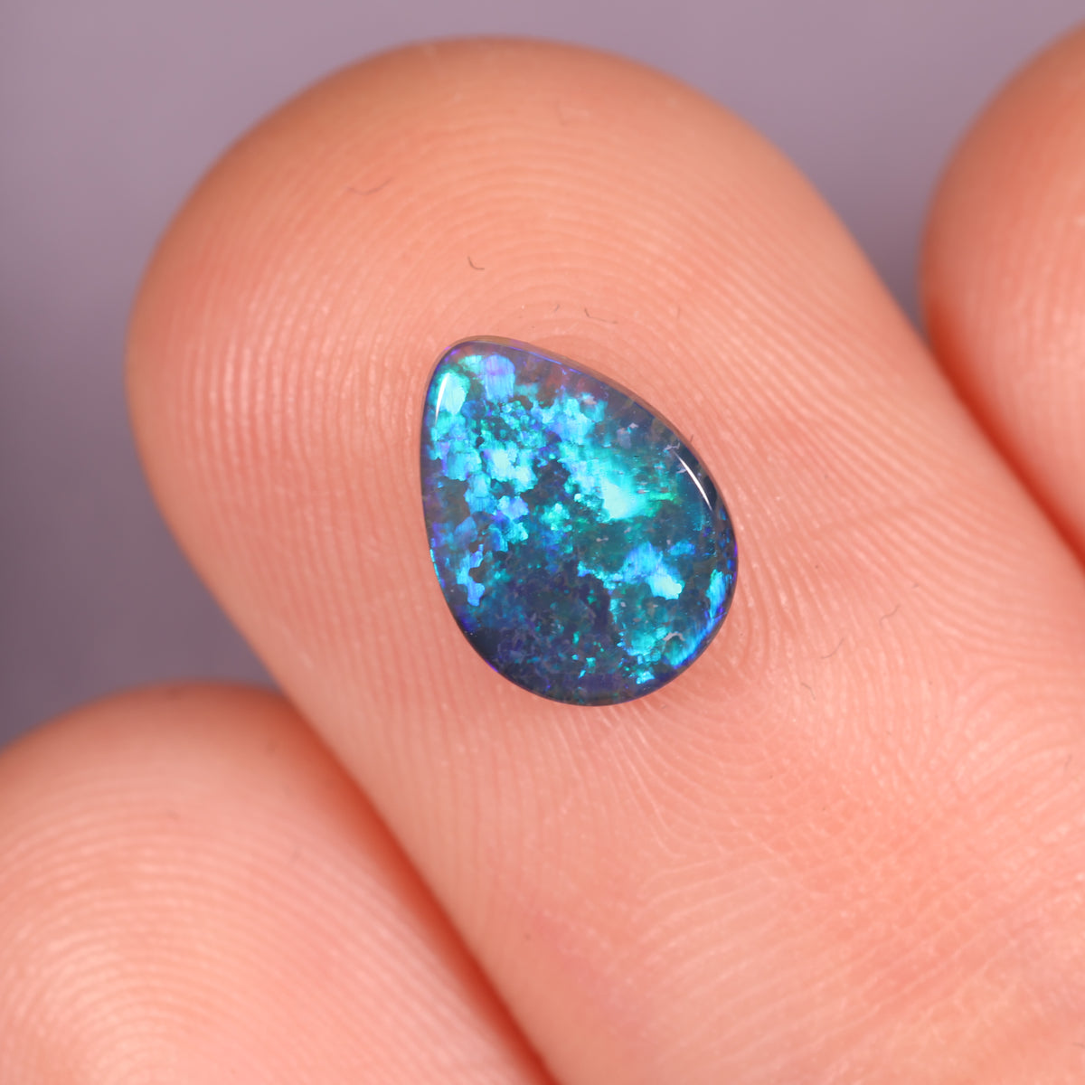 Lightning Ridge Seam 0.6 cts 39726