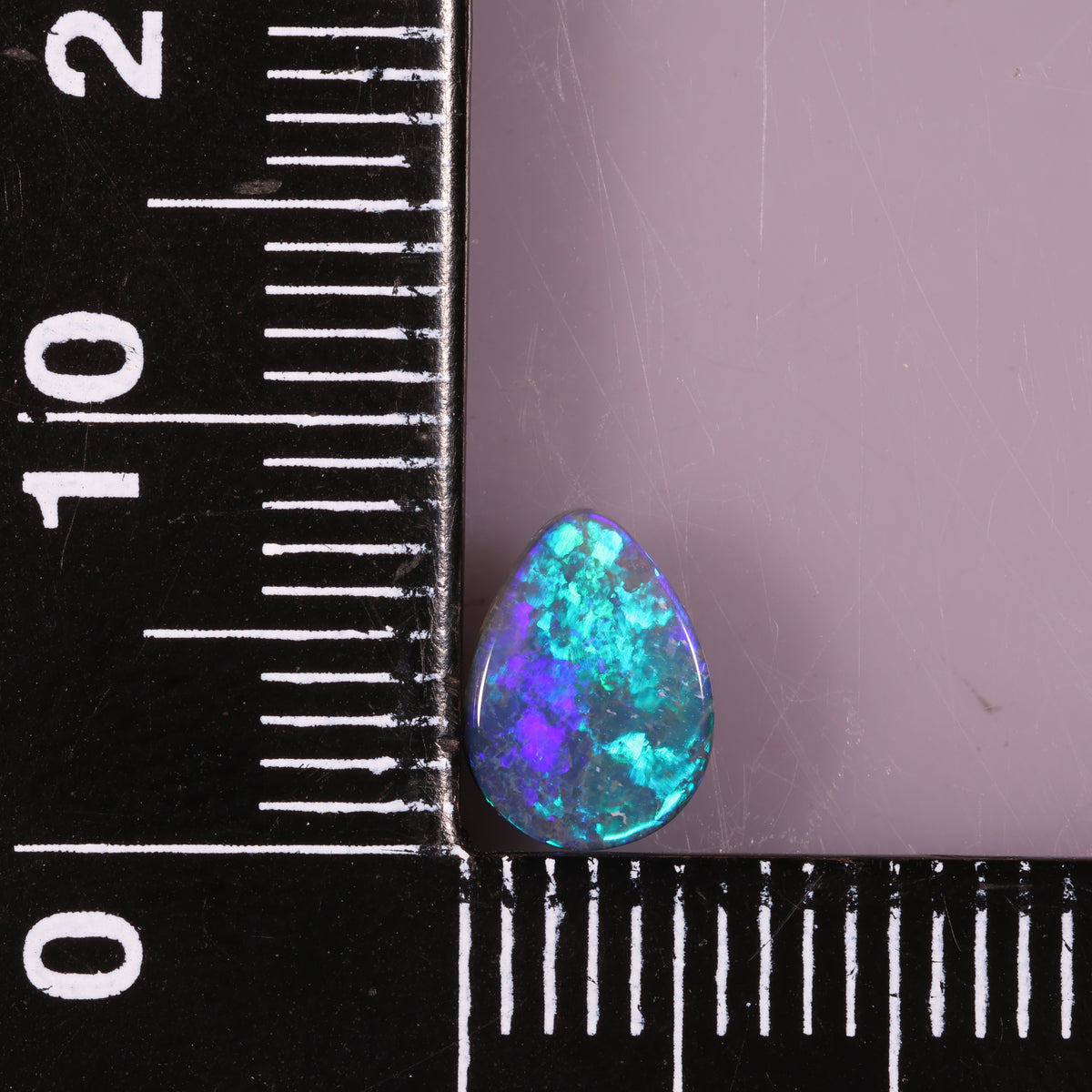Lightning Ridge Seam 0.6 cts 39726