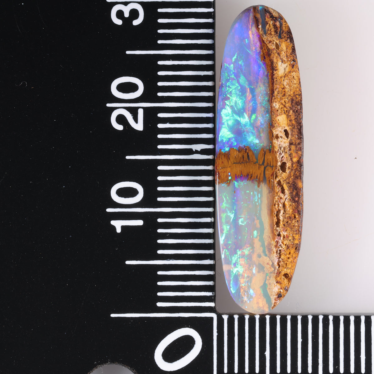 Boulder Opal 9.06 cts 39823