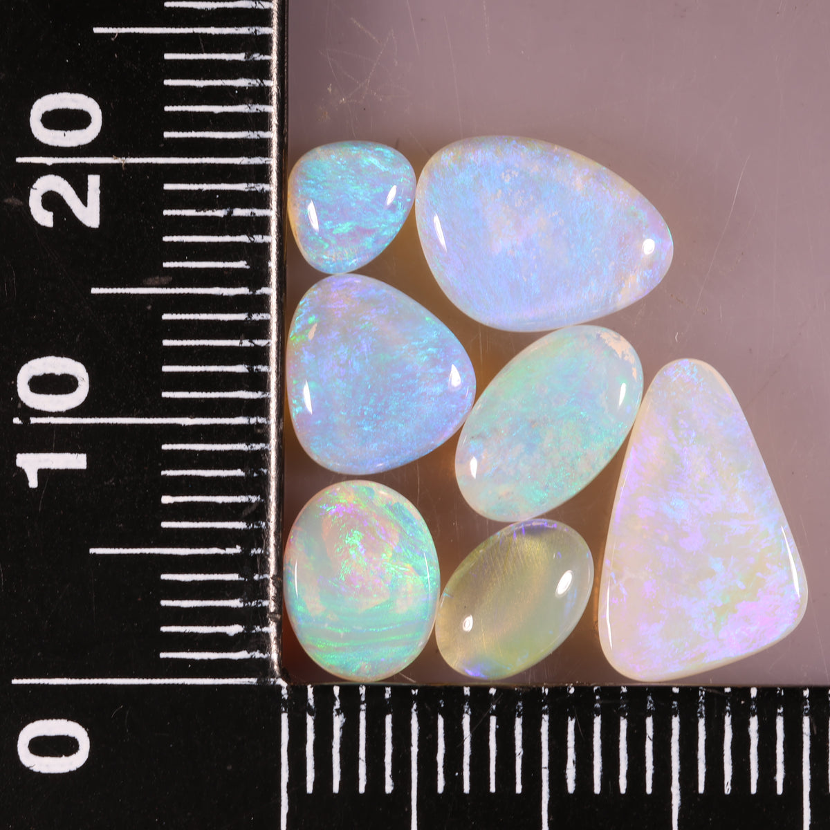 Lightning Ridge Parcel 5.38 cts 39986