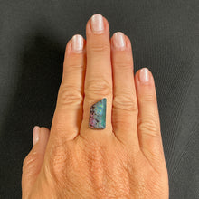 Load image into Gallery viewer, Boulder Opal 8.90cts 25642
