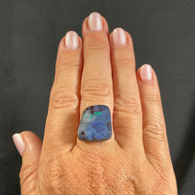 Load image into Gallery viewer, Boulder Opal 19.66cts 26133
