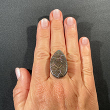 Load image into Gallery viewer, Boulder Opal 41.10cts 28605
