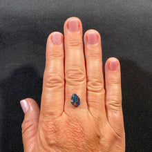 Load image into Gallery viewer, Boulder Opal 2.03cts 29104
