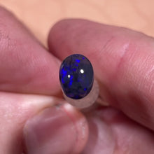 Load and play video in Gallery viewer, Lightning Ridge Opal 1.25cts 27929
