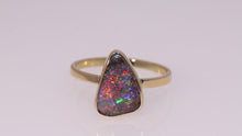 Load and play video in Gallery viewer, Atoll Boulder Opal 18K Gold Ring 23975
